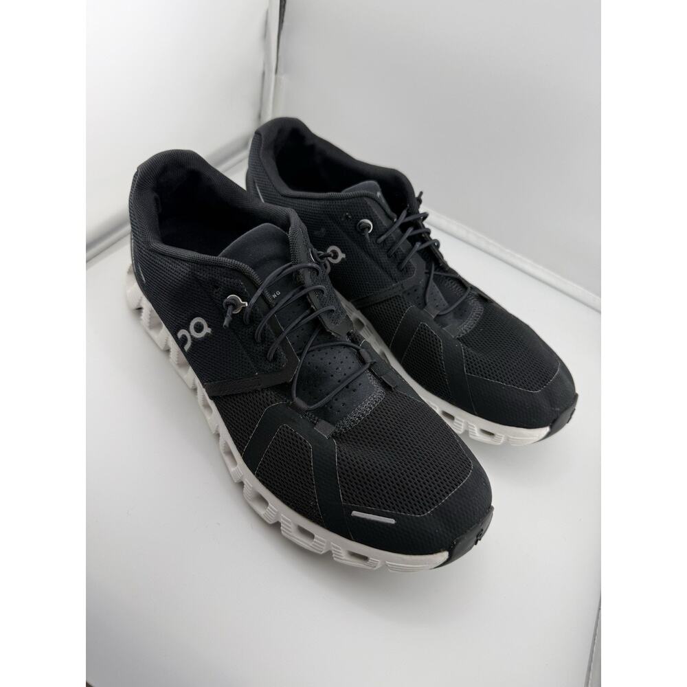 $160 On Women's Cloud 6 Sneakers Size 9.5